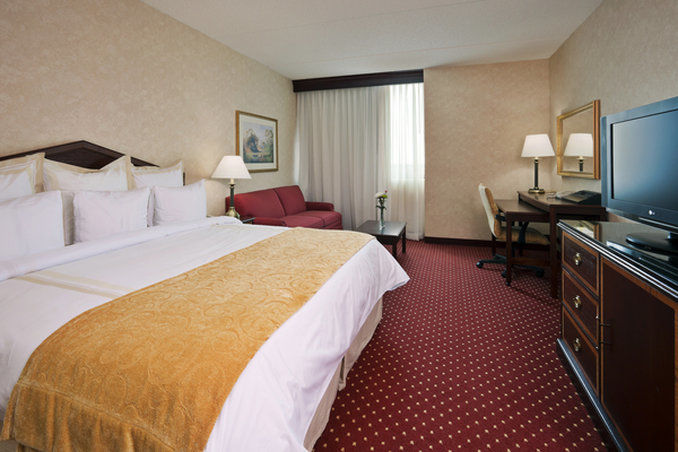 Hotel Marriott Cincinnati North 4*